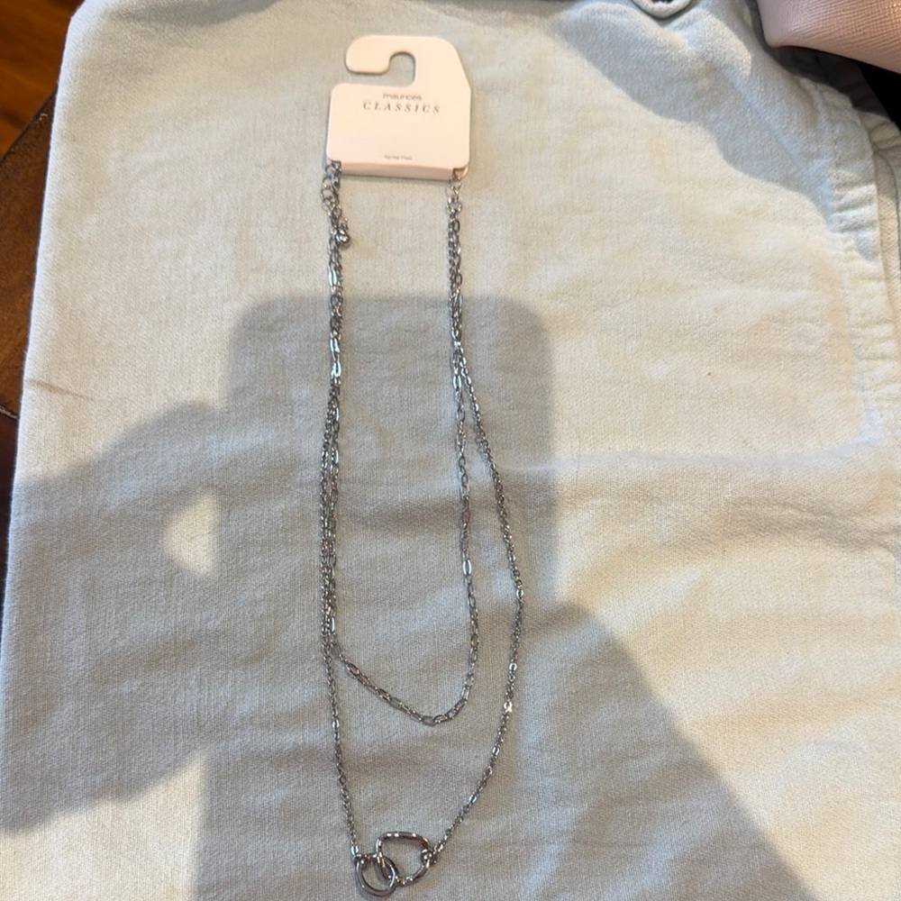 Elegant Silver Necklace
